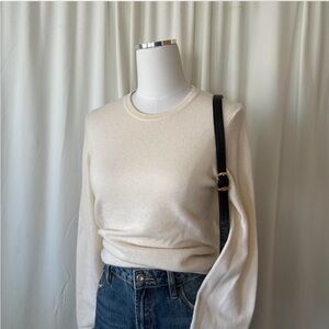 Sutton Studio 100% Cashmere Cream Crewneck sweater Petite Medium Preppy style.